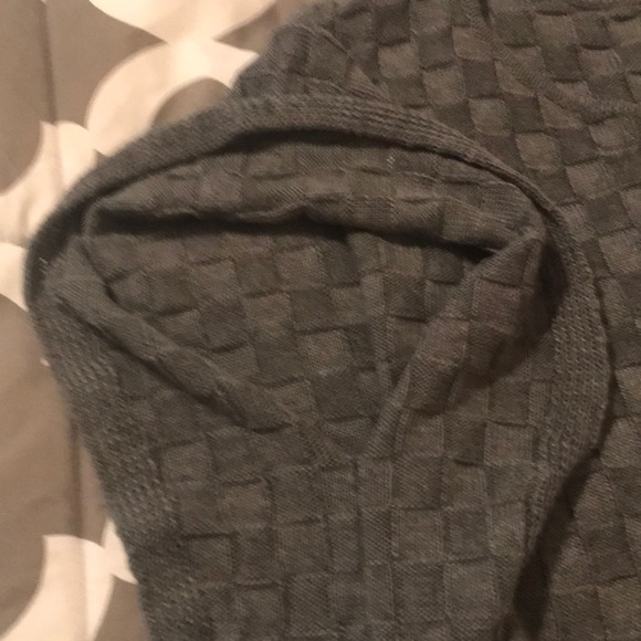 Mud pie gray knit square poncho - Picture 7 of 7